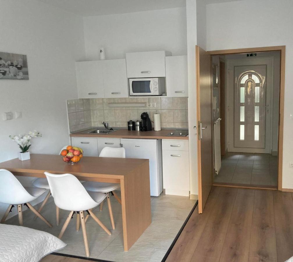 Jade Apartman Héviz Zewnętrze zdjęcie